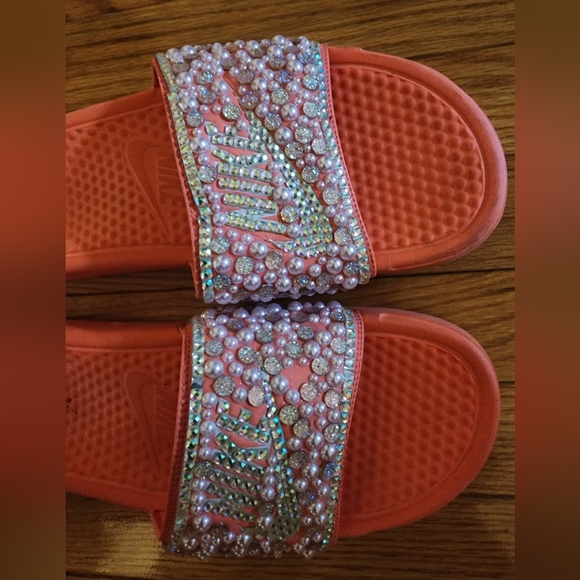 Nike Bling Slide Sandals - Picture 3 of 7